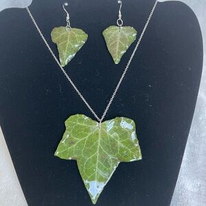 Nature-Inspired Green Leaf Necklace and Earring Set
